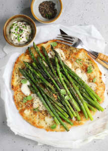 Tortino croccante di patate con asparagi selvatici