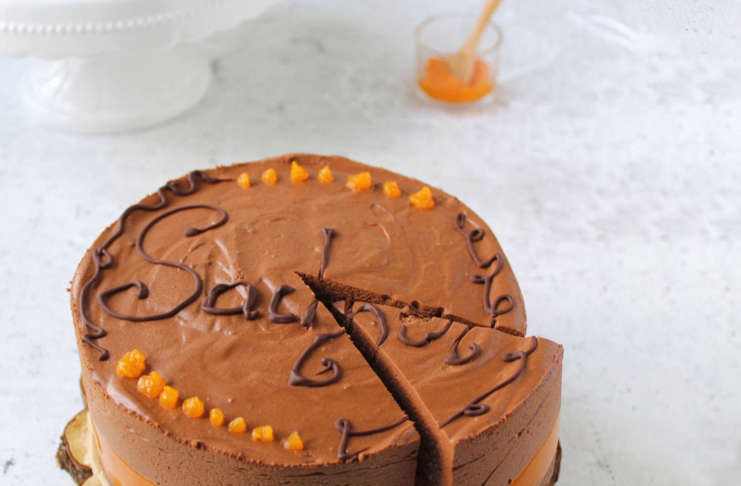 sacher con albicocche