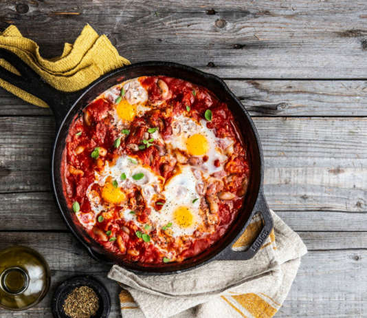 Shakshuka con borlotti freschi