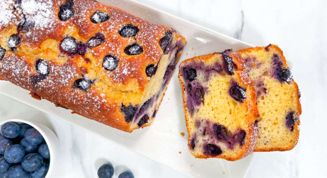 Plumcake allo yogurt e mirtilli